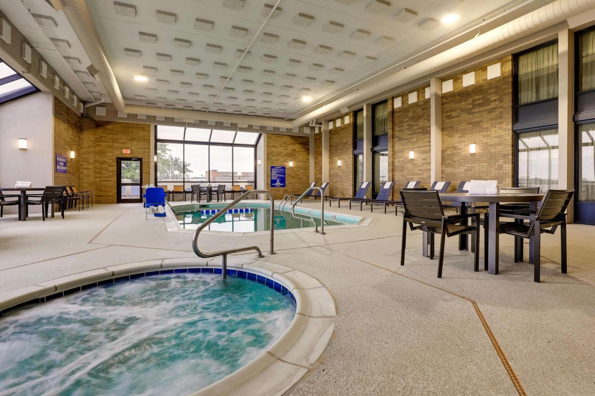 Drury Inn & Suites Cape Girardeau Exterior foto